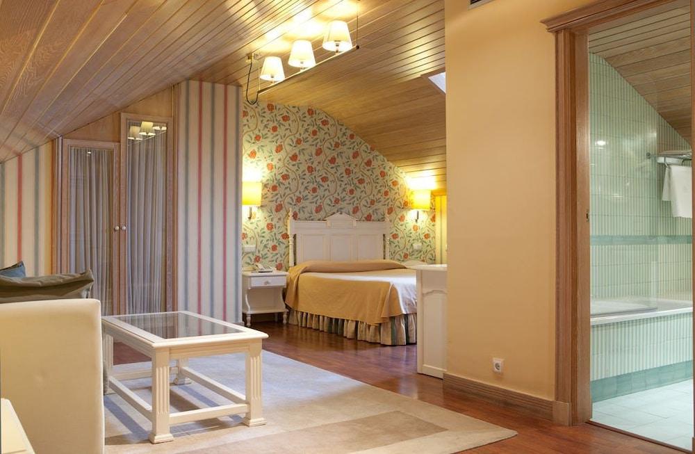 Hotel Azofra Бургос Екстер'єр фото