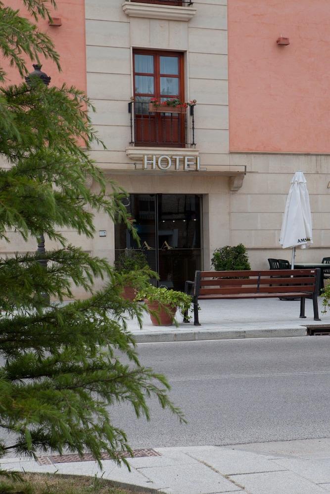Hotel Azofra Бургос Екстер'єр фото