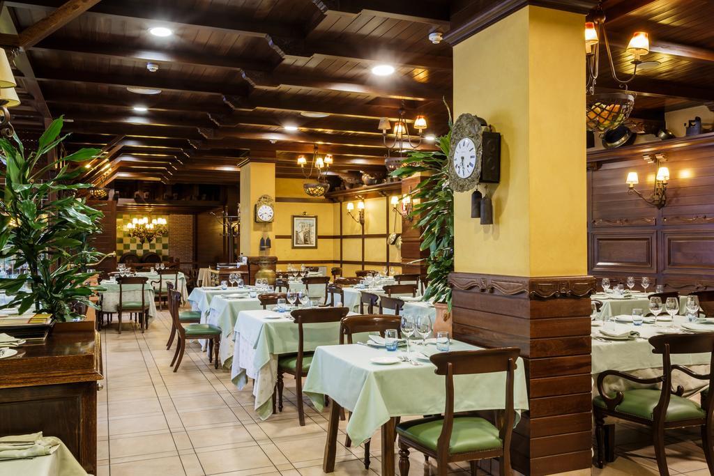 Hotel Azofra Бургос Екстер'єр фото
