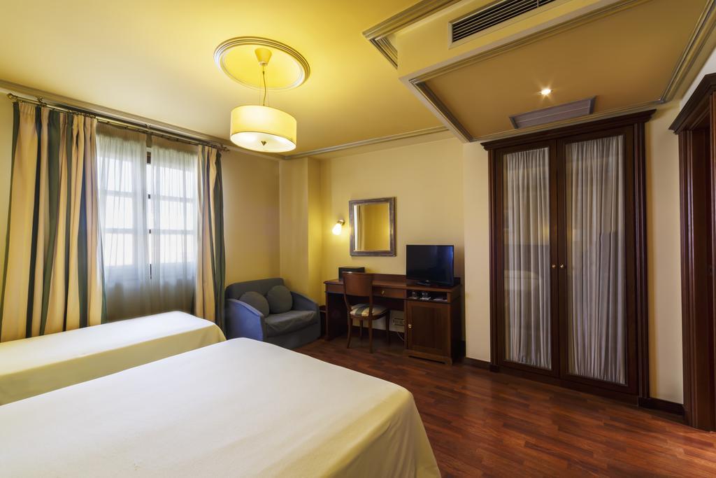 Hotel Azofra Бургос Екстер'єр фото